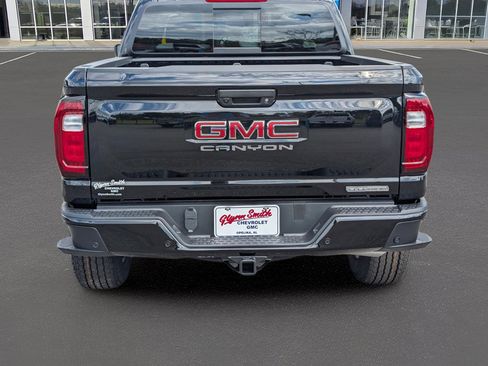 New 2026 GMC Canyon Elevation w/ Convenience Package image 9