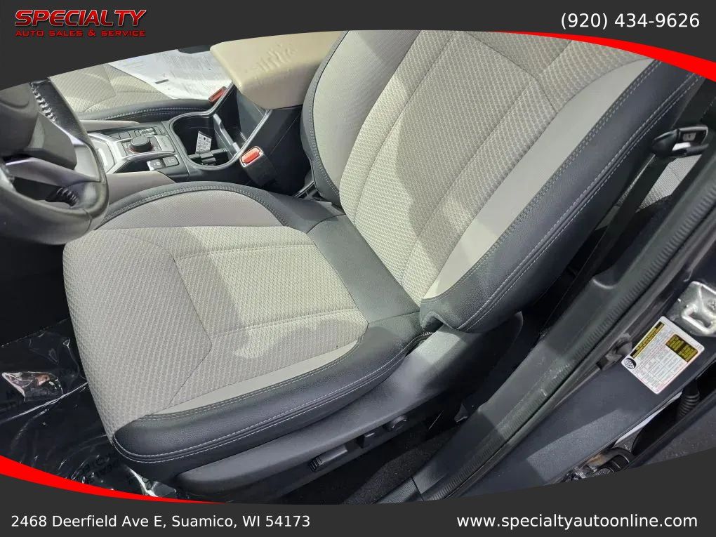 Used 2022 Subaru Forester Premium AWD/4WD image 24