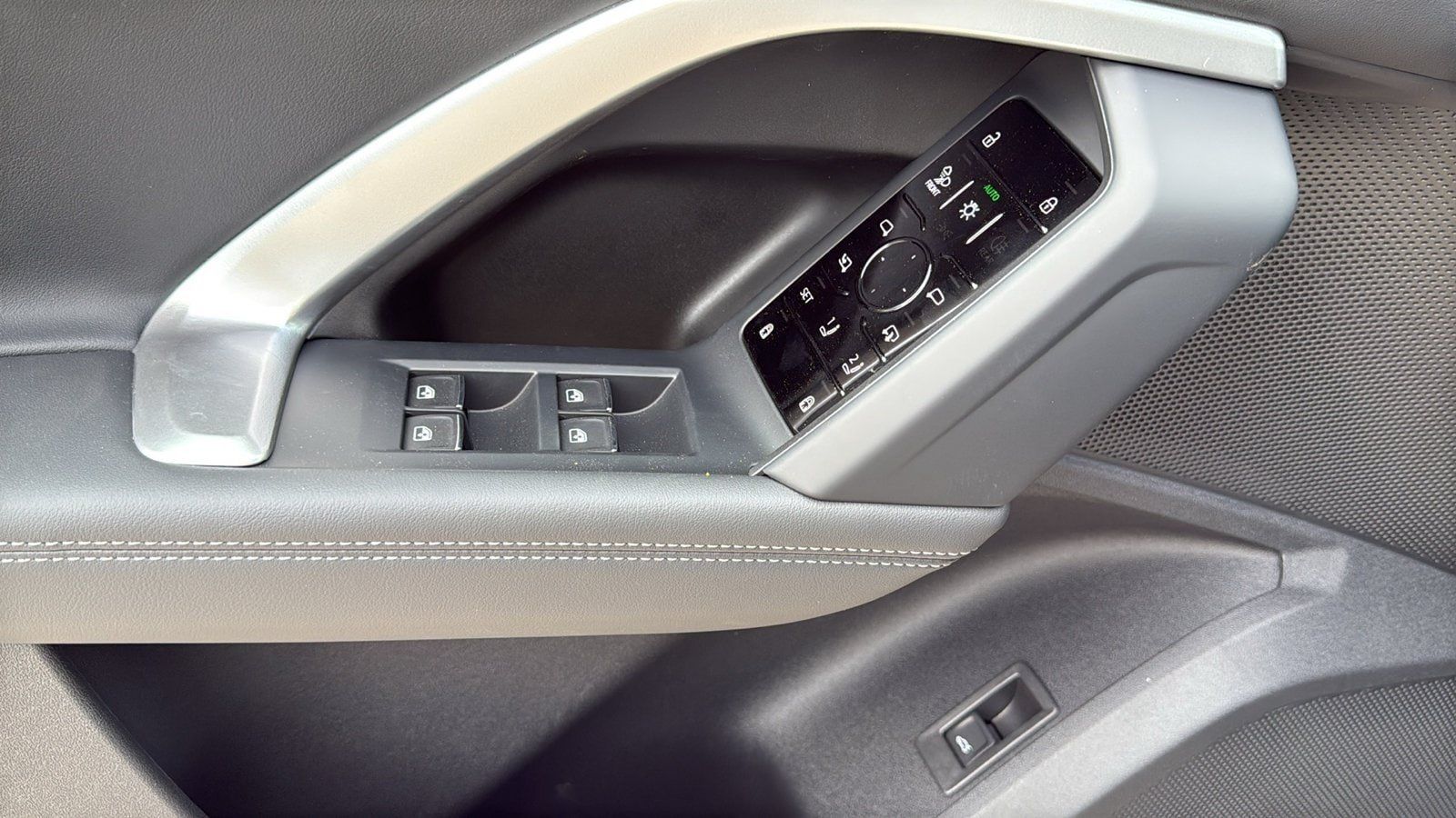 New 2026 Audi Q5 Premium AWD/4WD image 13