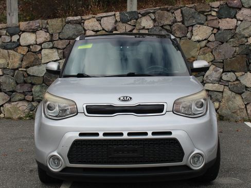 Used 2015 Kia Soul ! w/ Sun & Sound Package image 3