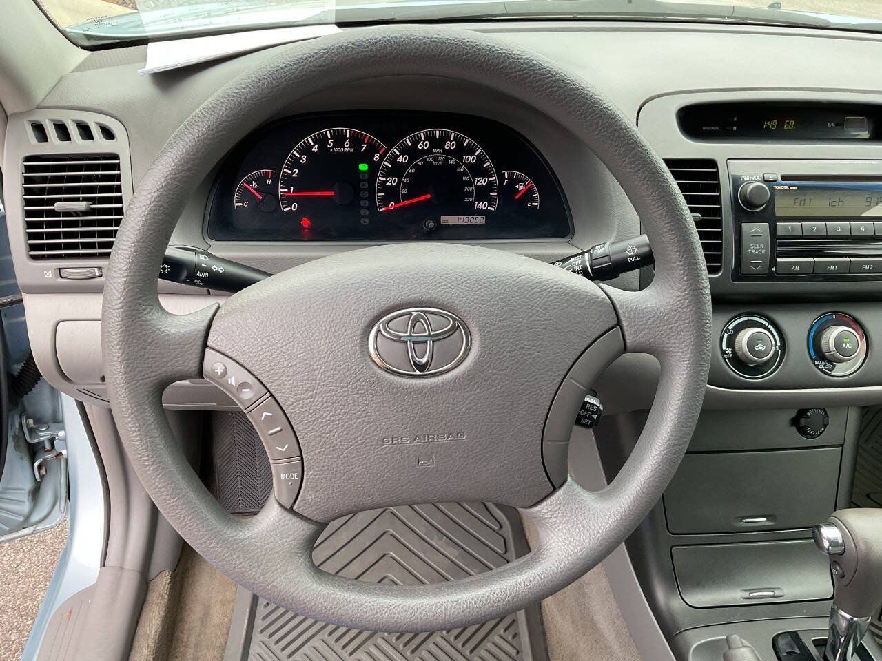 Used 2005 Toyota Camry FWD image 17