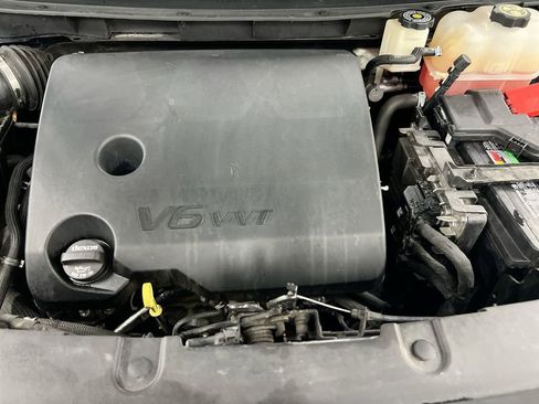 Used 2022 Chevrolet Traverse LS AWD/4WD image 25