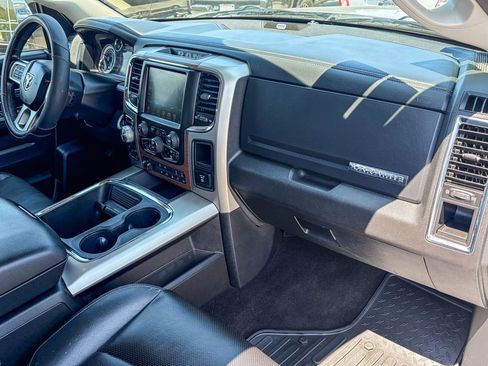 Used 2015 RAM 1500 Laramie w/ Convenience Group AWD/4WD image 38