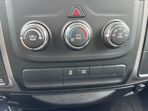 Used 2017 RAM 1500 Express image 21