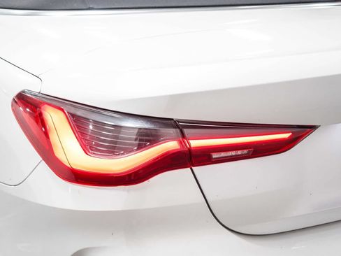 Used 2023 BMW 430i Convertible w/ Convenience Package RWD image 9