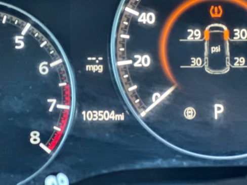 Used 2021 MAZDA MAZDA3 s image 26