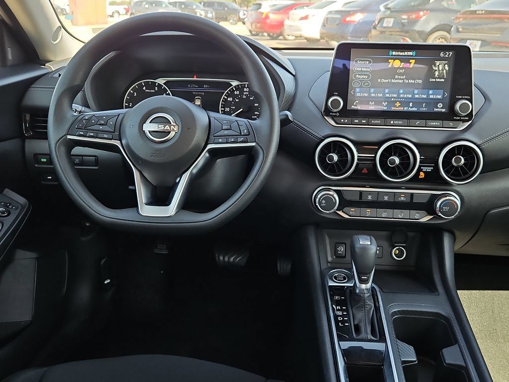 Used 2024 Nissan Sentra SV FWD image 17