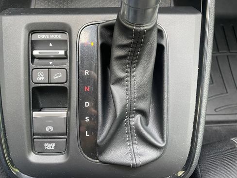 Certified 2024 Honda CR-V EX image 19