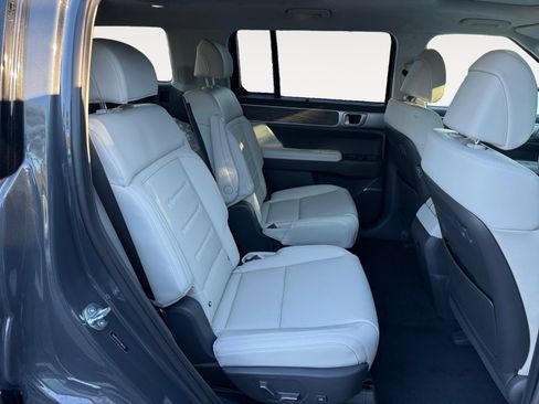 New 2026 Hyundai Santa Fe Calligraphy w/ Tow & Go Package AWD/4WD image 18