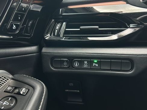 Used 2022 Acura MDX w/ Technology Package FWD image 33