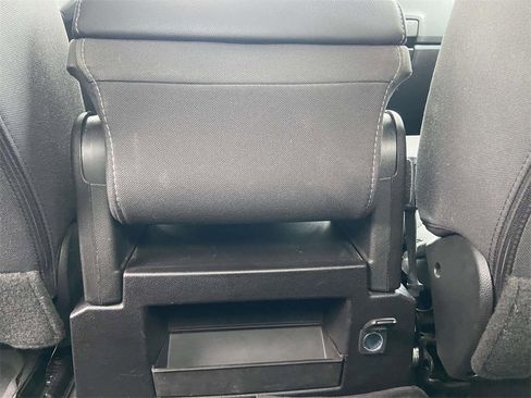 Used 2018 Chevrolet Silverado 1500 LT w/ All Star Edition image 16