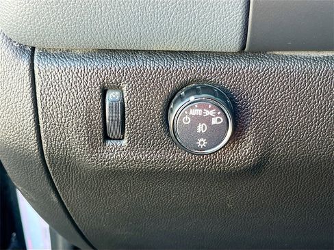 Used 2022 Chevrolet Colorado Z71 image 10