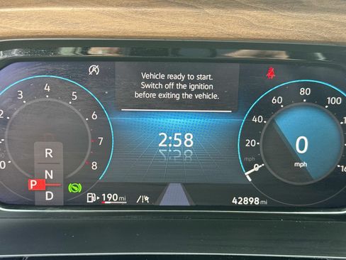 Used 2025 Volkswagen Atlas SE FWD image 27