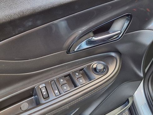 Used 2022 Buick Encore Preferred w/ Safety Package image 18