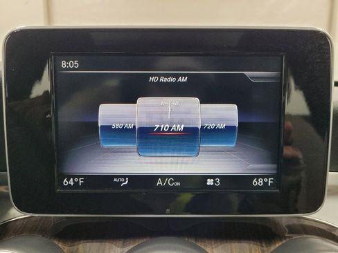 Used 2018 Mercedes-Benz C 300 4MATIC Sedan image 25