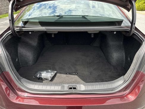 Used 2025 Nissan Altima 2.5 SV AWD/4WD image 27