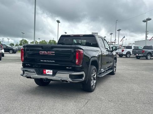 Used 2025 GMC Sierra 1500 SLT w/ SLT Premium Package AWD/4WD image 4