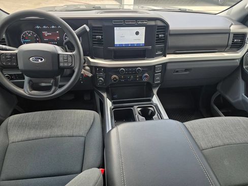 Used 2024 Ford F250 XLT w/ FX4 Off-Road Package AWD/4WD image 17