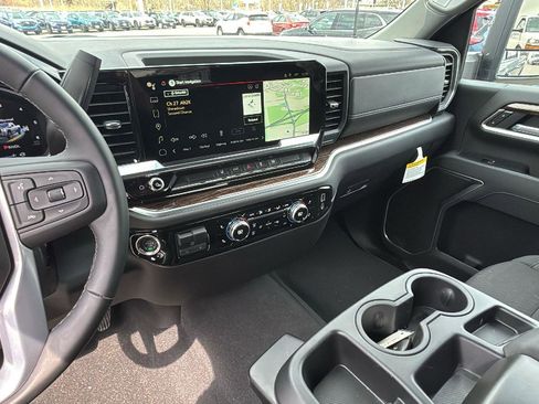 New 2026 GMC Sierra 2500 SLE w/ SLE Value Package; image 22