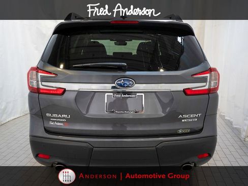 Used 2024 Subaru Ascent Limited w/ Technology Package AWD/4WD image 4