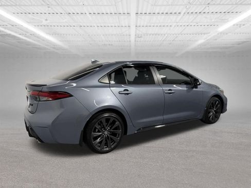 Used 2025 Toyota Corolla XSE FWD image 6