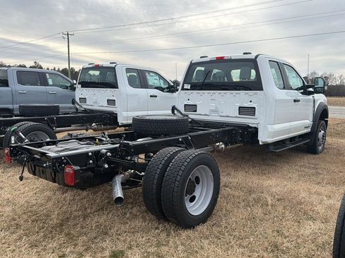 New 2026 Ford F550 4x4 SuperCab Super Duty image 6