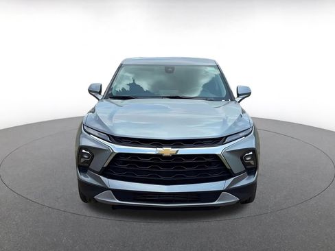 Used 2026 Chevrolet Blazer LT FWD image 4