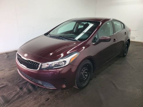 Used 2017 Kia Forte LX FWD image 1