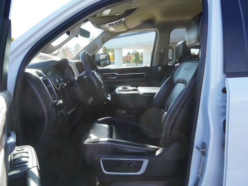 Used 2020 RAM 1500 Laramie w/ Off Road Group image 19