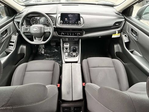 Used 2026 Nissan Rogue S FWD image 9