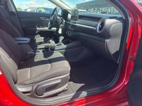 Used 2021 Kia Forte LXS FWD image 15