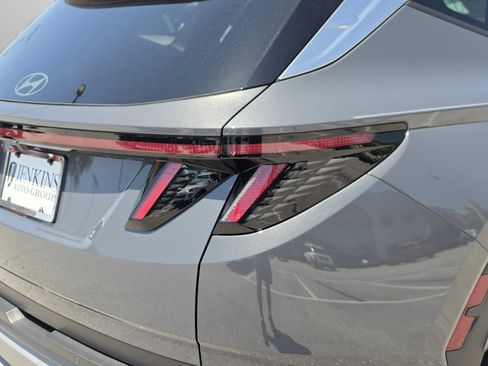New 2026 Hyundai Tucson Limited FWD image 39