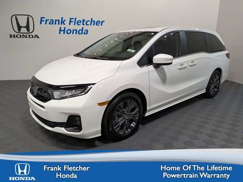 New 2026 Honda Odyssey Touring image 1