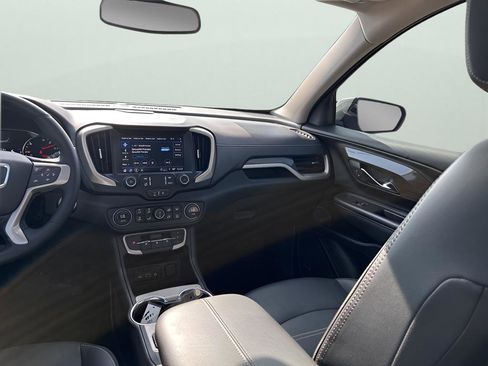 Used 2024 GMC Terrain Denali w/ Denali Premium Package image 24