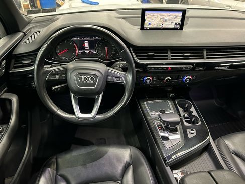 Used 2018 Audi Q7 3.0T Premium image 11