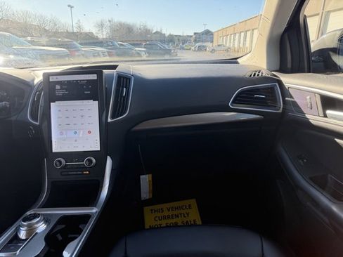 Certified 2024 Ford Edge SEL w/ Convenience Package image 12