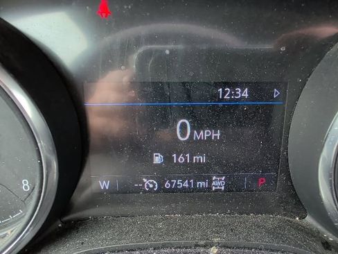 Used 2022 Buick Encore GX Select w/ Sport Touring Package image 16