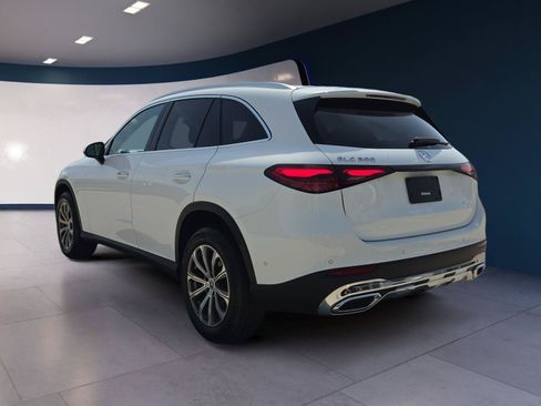 Used 2024 Mercedes-Benz GLC 300 w/ Winter Package image 3