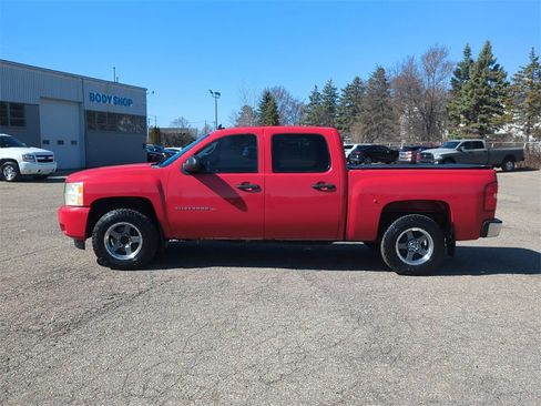 Used 2011 Chevrolet Silverado 1500 LT w/ Interior Plus Package image 5