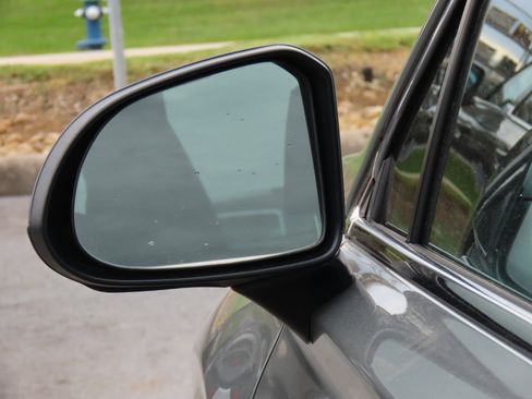 Used 2021 Hyundai Santa Fe SE image 17