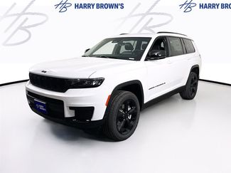 New 2025 Jeep Grand Cherokee L Altitude video 1