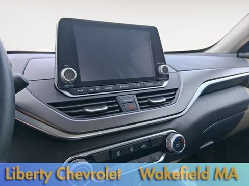 Used 2023 Nissan Altima 2.5 SR AWD/4WD image 18