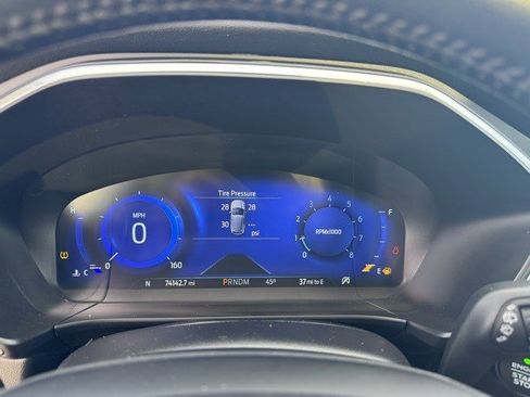 Used 2020 Ford Escape Titanium image 13