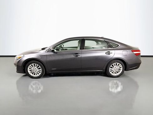 Used 2014 Toyota Avalon Limited image 4