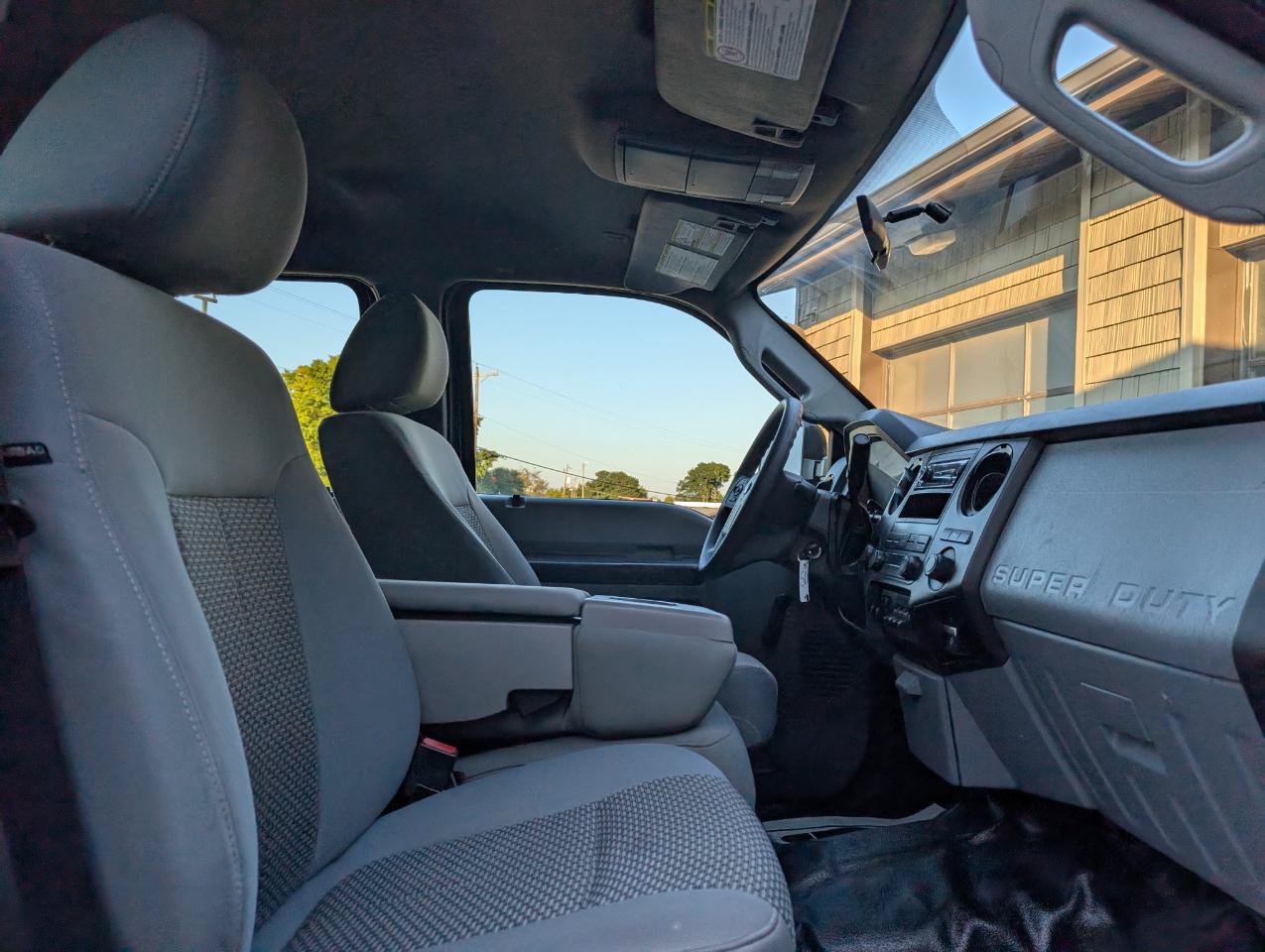 Used 2016 Ford F250 XL w/ XL Appearance Package AWD/4WD image 21