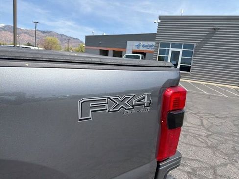 Used 2025 Ford F350 Lariat w/ Black Appearance Package AWD/4WD image 30