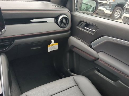 Certified 2025 Chevrolet Colorado Z71 w/ Z71 Convenience Package 2 image 17