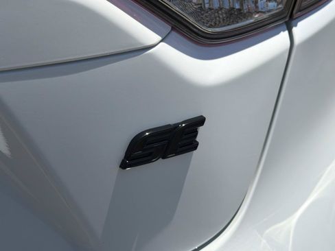 Used 2025 Toyota Corolla SE FWD image 21