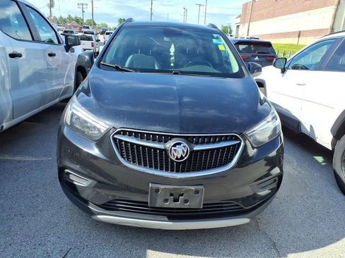 Used 2021 Buick Encore Preferred AWD/4WD image 2