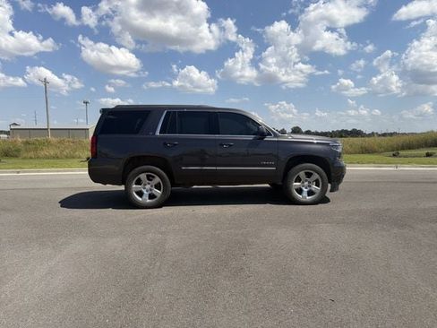 Used 2017 Chevrolet Tahoe LT w/ Luxury Package AWD/4WD image 6